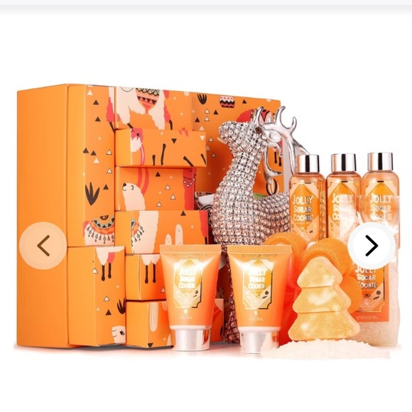 Body & Earth Bath & Body Body Earth Christmas Spa Gift Set Jolly Sugar Cookie Scent 9 Pcs